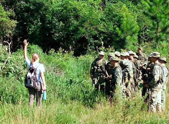 Irigoyen: personal del Ejército Argentino recibió capacitación sobre tipos y utilidad de plantas silvestres