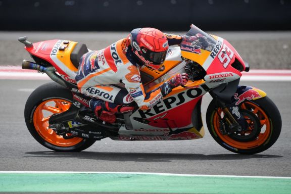 Fuerte caída del español Marc Marquez en el MotoGp de Indonesia