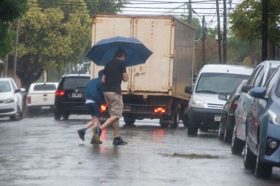 Cinco viviendas afectadas por la intensa lluvia y la inestabilidad seguir durante toda la jornada