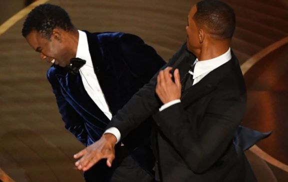 La Academia de Hollywood condenó formalmente la agresión de Will Smith y promete medidas