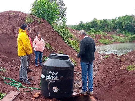 Montecarlo: inspeccionaron un frigorífico denunciado por contaminar un arroyo