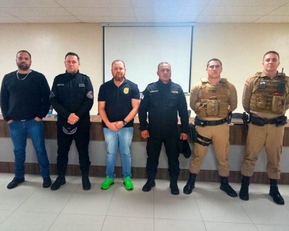 Fuerzas de seguridad de Irigoyen se reunieron con sus pares de Brasil para coordinar acciones conjuntas 