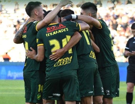 Defensa y Justicia derrot por 5-1 a Talleres en el Kempes
