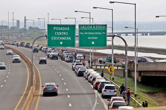 Prevén recrudecimiento de las filas y más demoras para pasar al Paraguay
