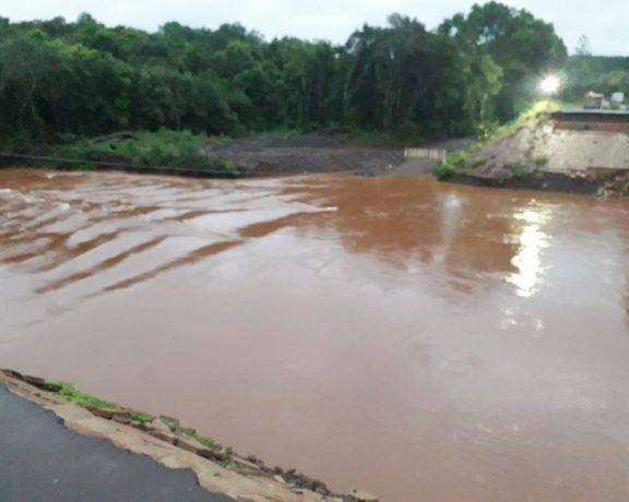 Volvieron a cerrar el paso alternativo sobre el arroyo Pindaytí