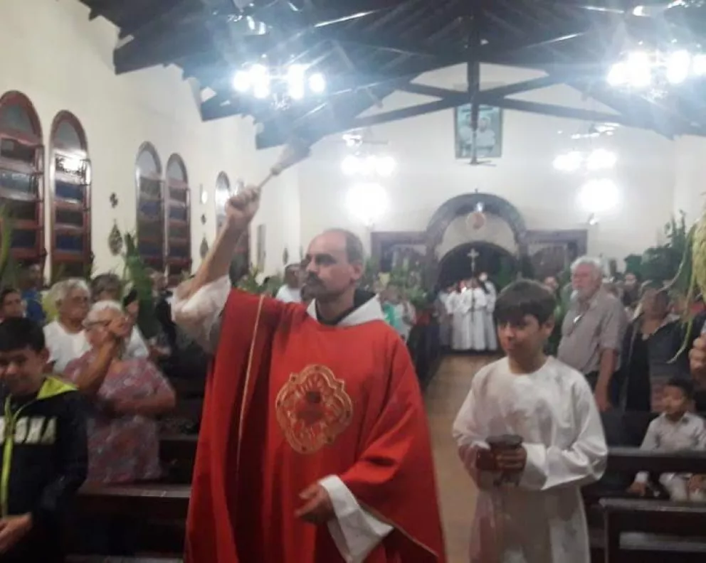 Bendición de los Ramos en la Iglesia Sagrado Corazón de Jesús de Puerto Libertad