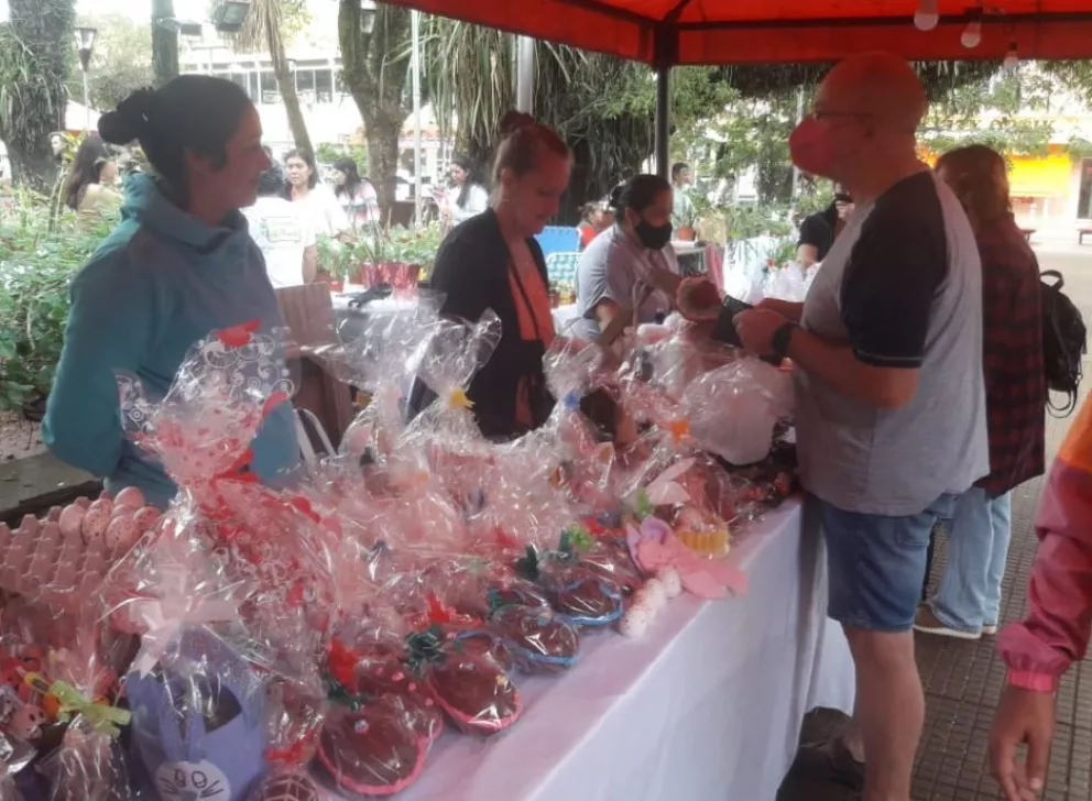 Eldorado: comenzó la Feria de Pascuas y el Paseo del Chocolate 