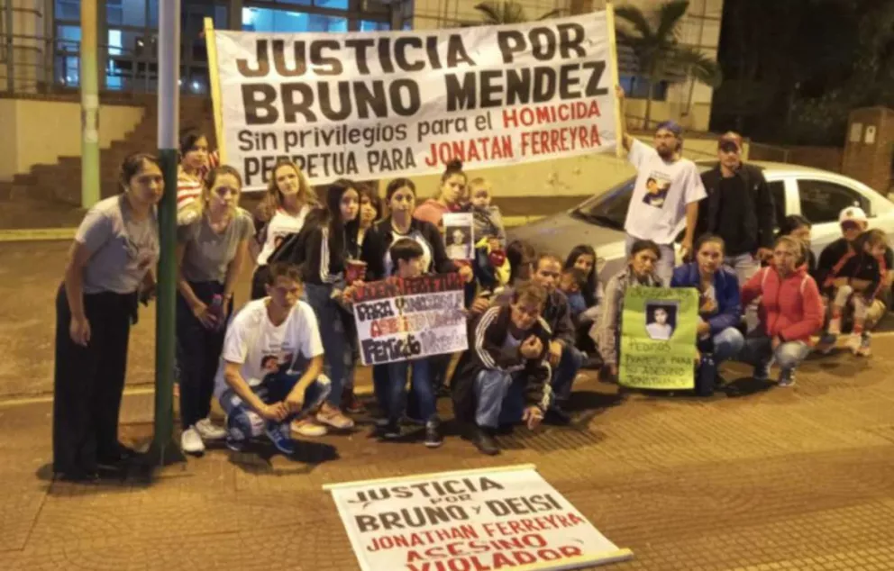 Exigieron justicia por Bruno y asistencia para joven abusada
