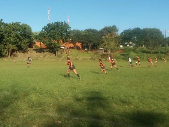 El rugby femenino disputó la primera fecha del provincial en Jardín América