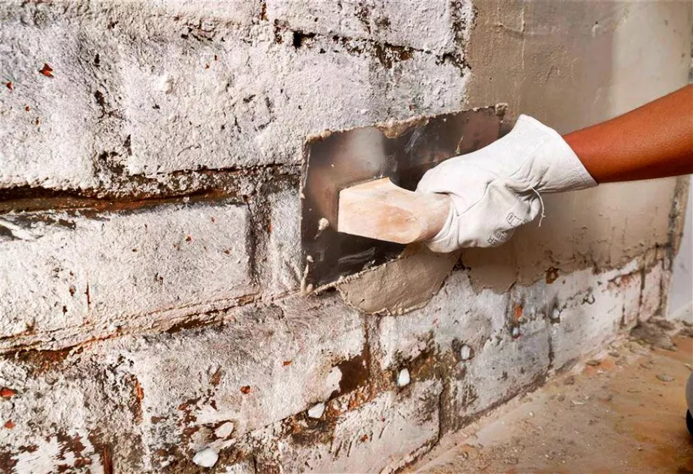 Cómo recuperar una pared dañada paso a paso
