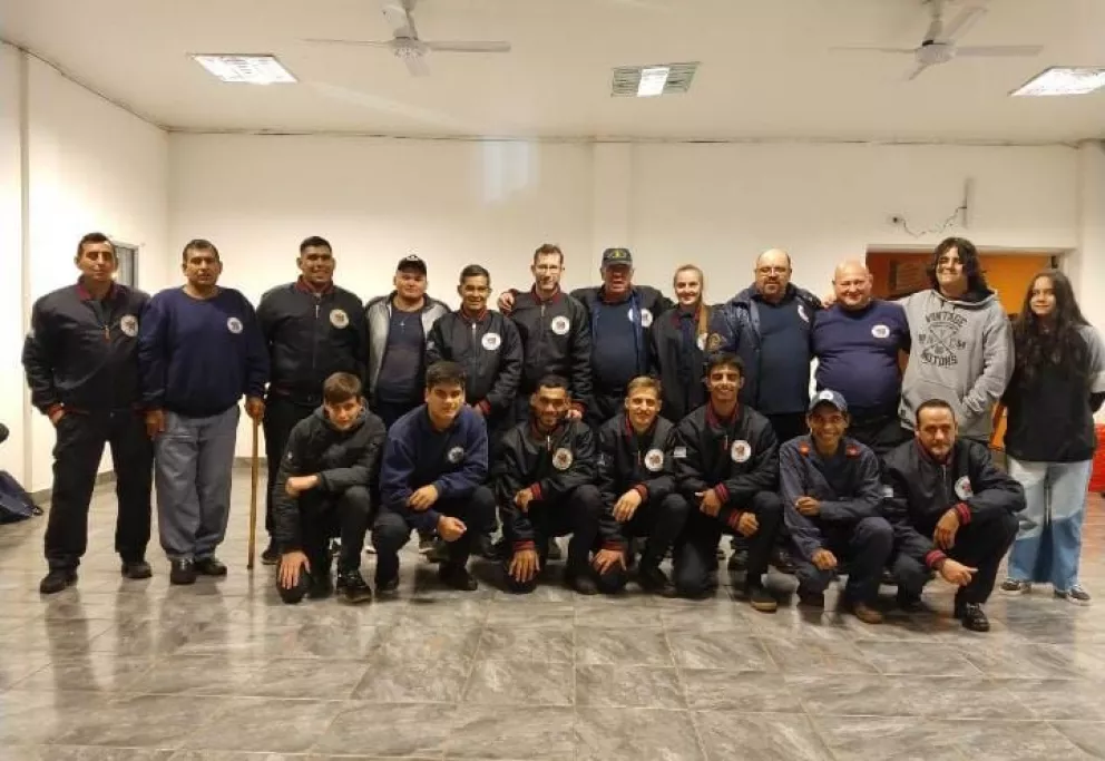 En una noche emotiva, Ruiz de Montoya homenajeó a sus bomberos
