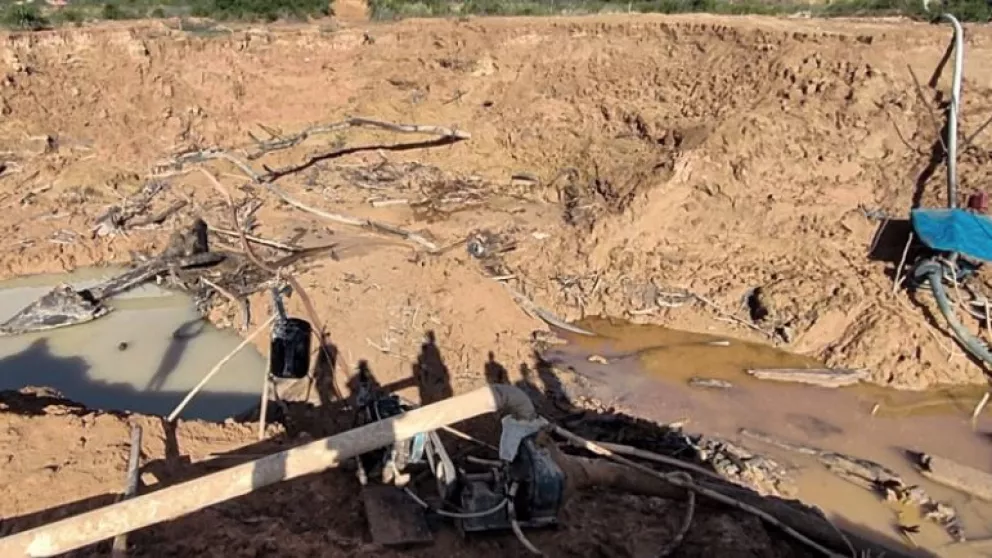 Murieron 12 mujeres tras un deslizamiento de tierra en una mina de oro ilegal