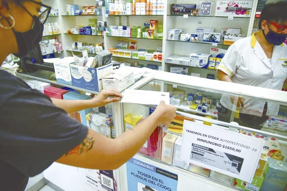 Preocupan constantes subas en el precio de medicamentos